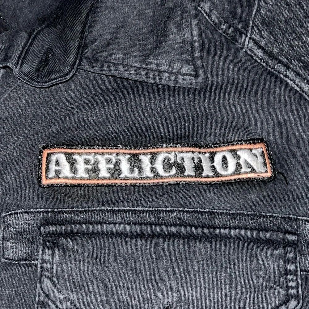 Authentic Affliction Polo Shirt - Men’s Medium - Picture 8 of 8